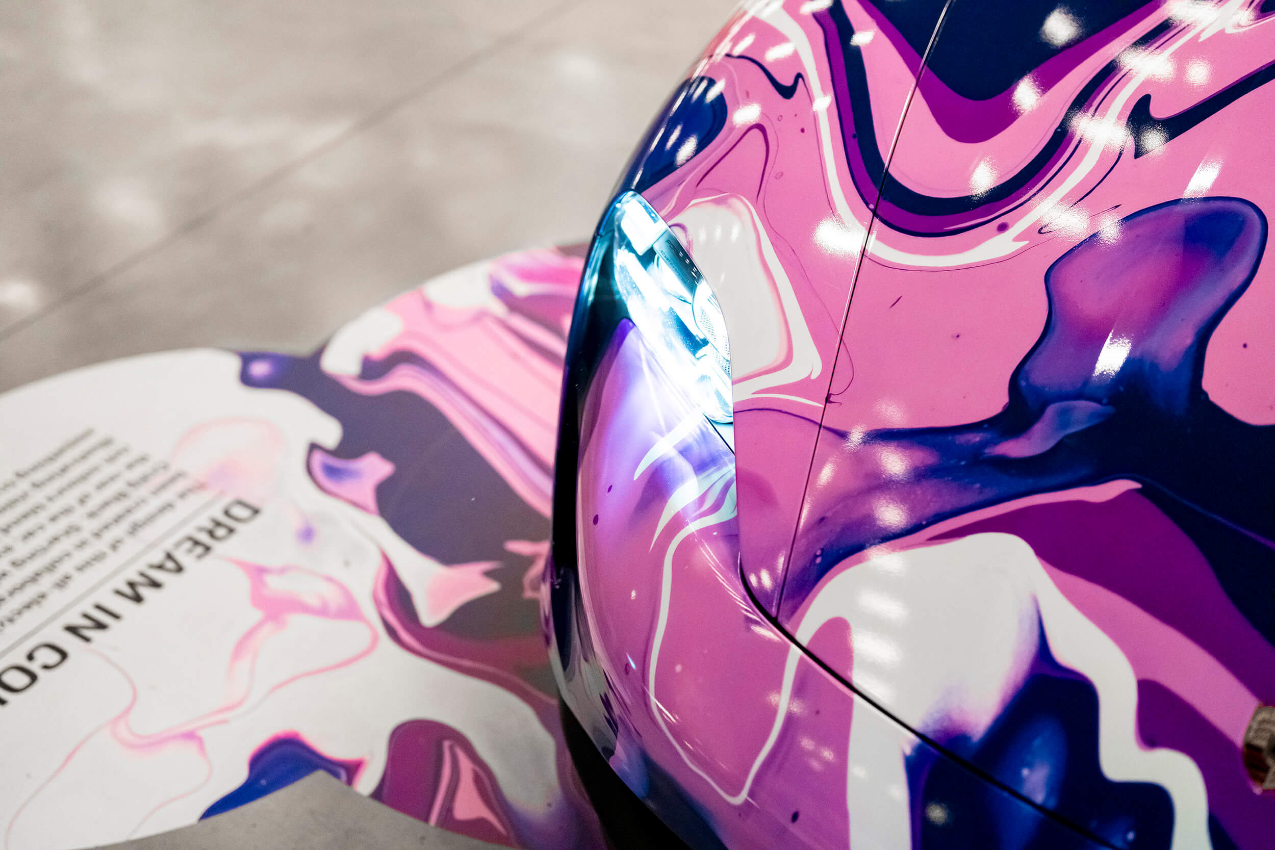 Craig Black x Porsche_Acrylic Fusion Texture_Taycan Car Craig Black x Porsche_Acrylic Fusion Texture_Taycan Car