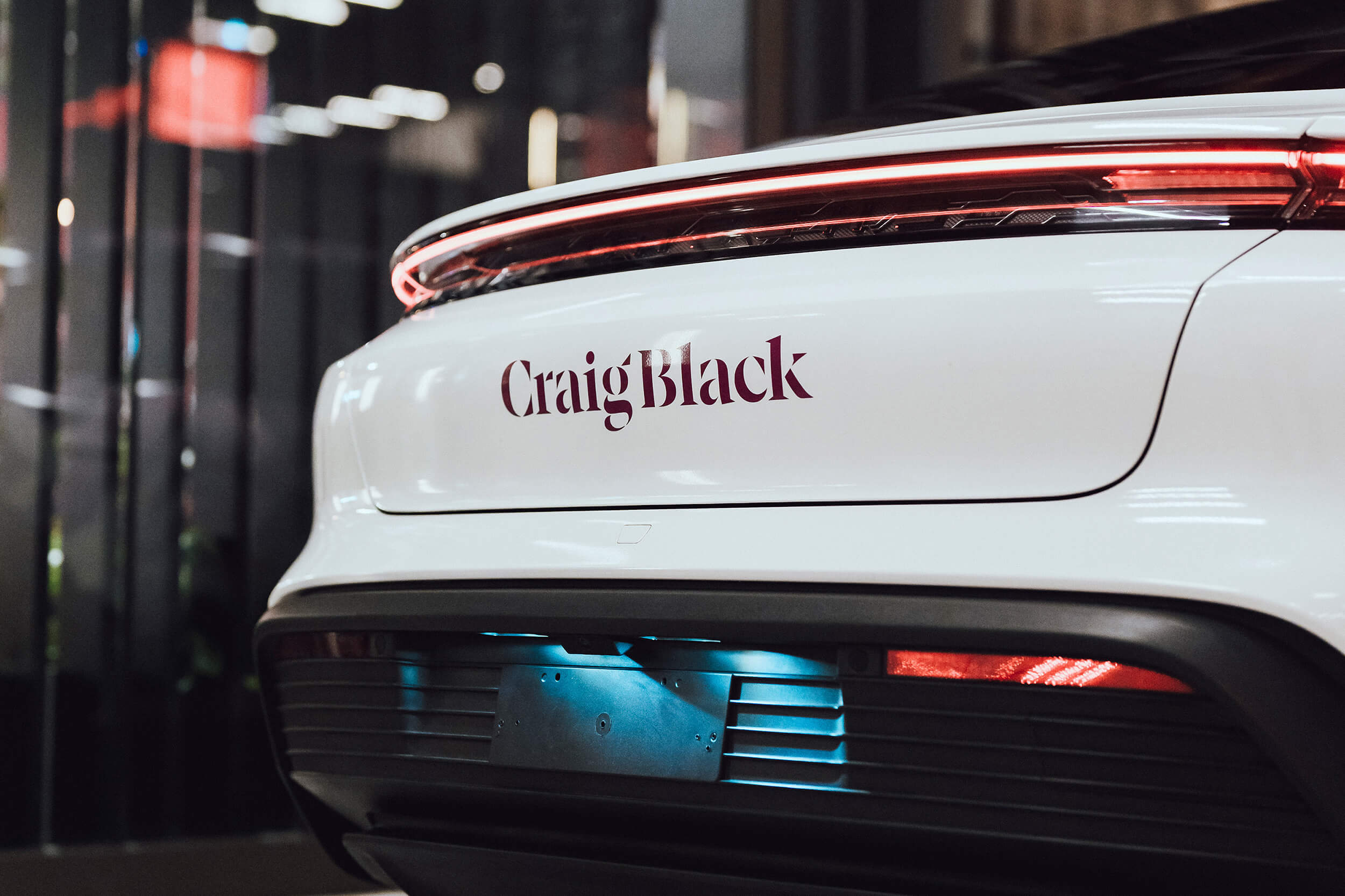 Craig Black x Porsche_Acrylic Fusion Texture_Taycan Car Craig Black x Porsche_Acrylic Fusion Texture_Taycan Car