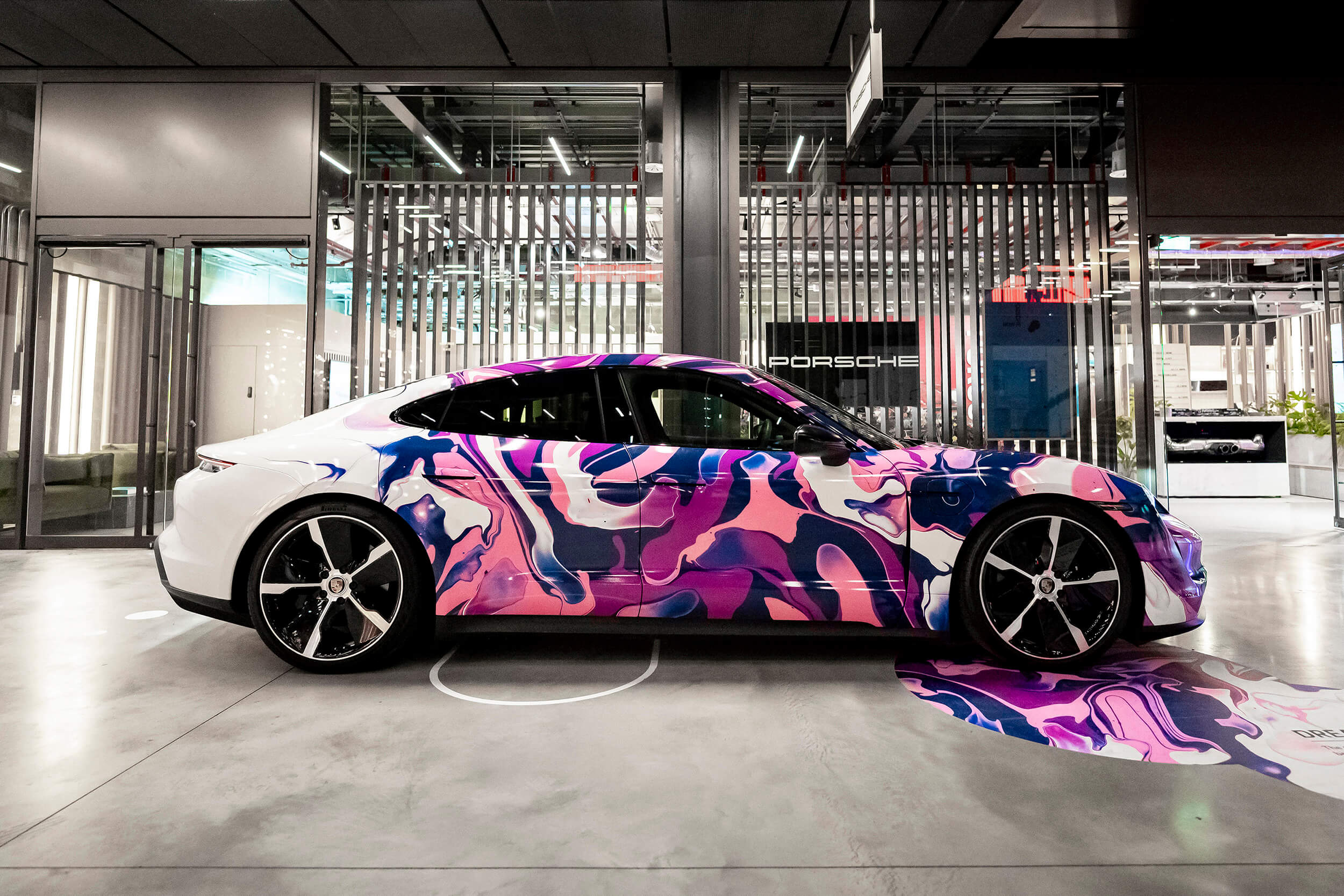 Craig Black x Porsche_Acrylic Fusion Texture_Taycan Car Craig Black x Porsche_Acrylic Fusion Texture_Taycan Car