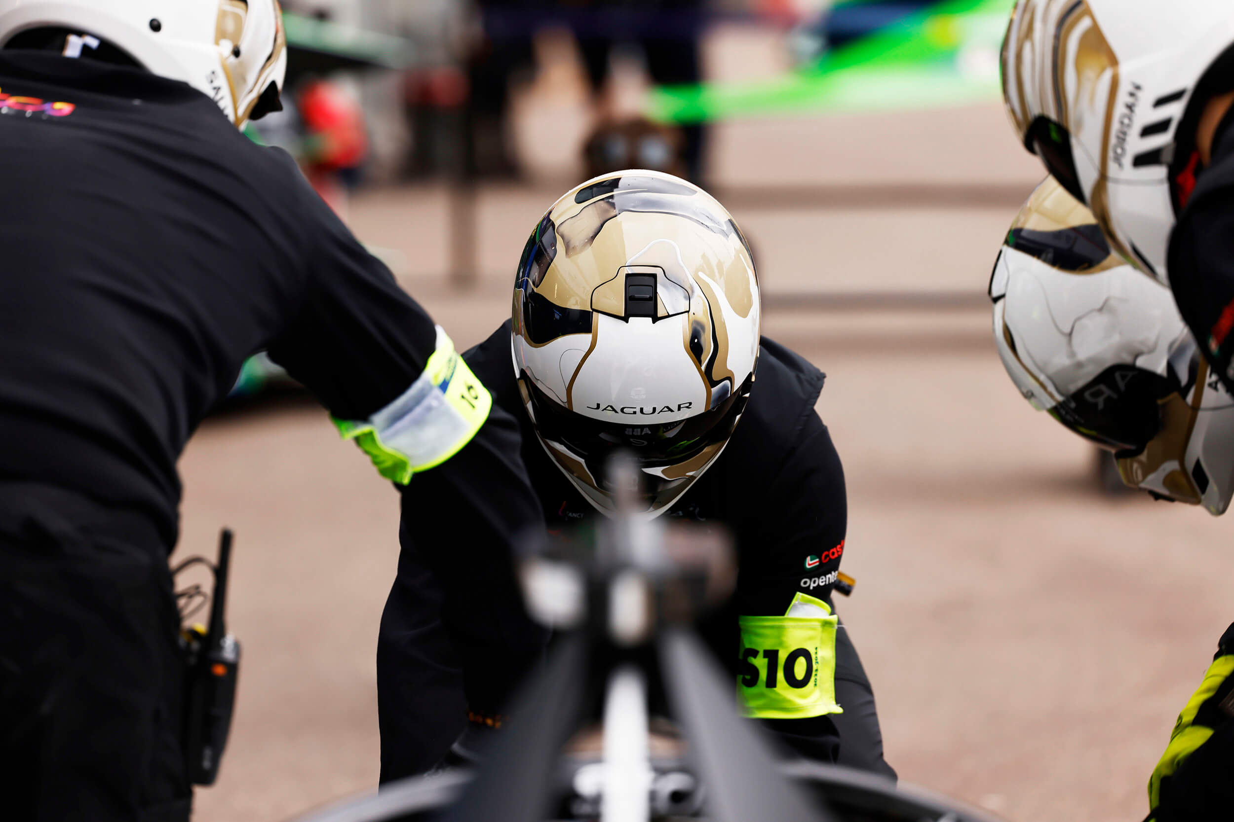 Craig Black x Jaguar TCS Racing – Formula E – Acrylic Fusion Helmet Artwork Craig Black x Jaguar TCS Racing - Formula E - Acrylic Fusion Helmet Artwork