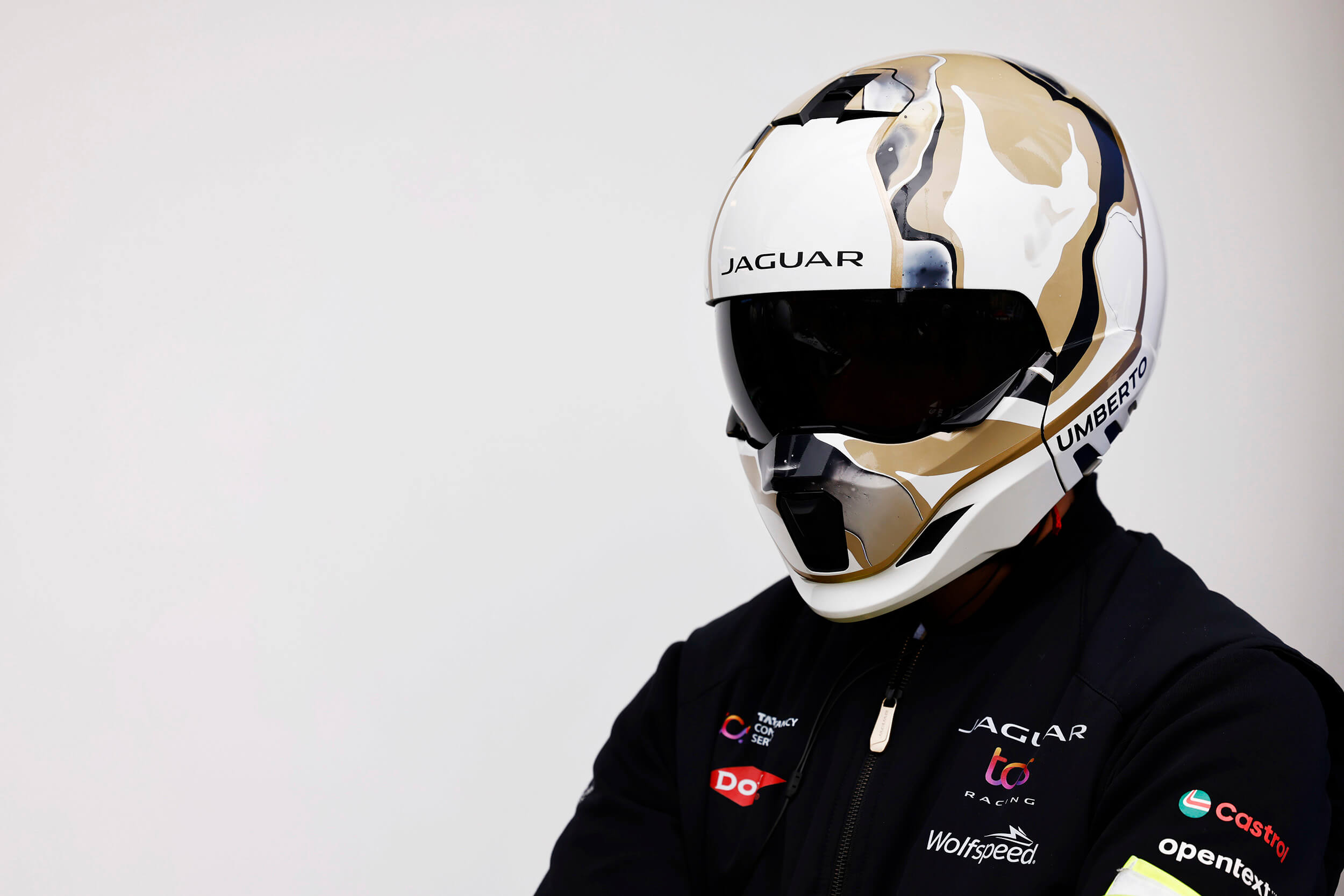Craig Black x Jaguar TCS Racing – Formula E – Acrylic Fusion Helmet Artwork Craig Black x Jaguar TCS Racing - Formula E - Acrylic Fusion Helmet Artwork