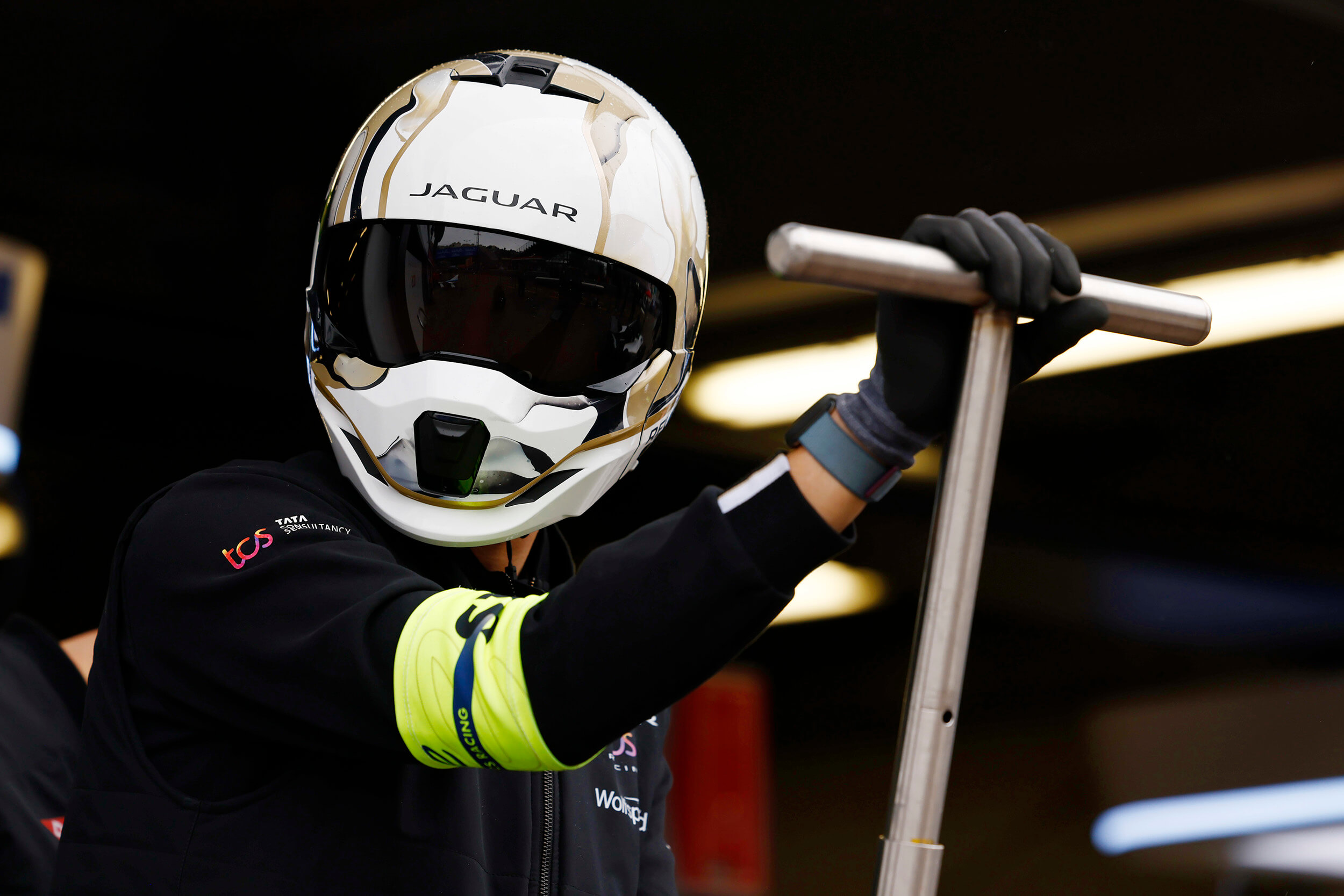 Craig Black x Jaguar TCS Racing – Formula E – Acrylic Fusion Helmet Artwork Craig Black x Jaguar TCS Racing - Formula E - Acrylic Fusion Helmet Artwork